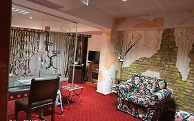 Legends Chambers By Grand Pier Boutique